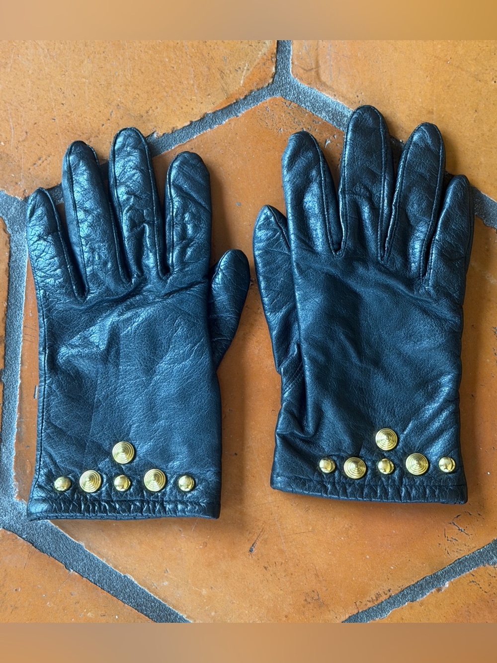 Women’s Black Leather Studded Vintage 60s Dress Gloves Lined Size M Cocktail